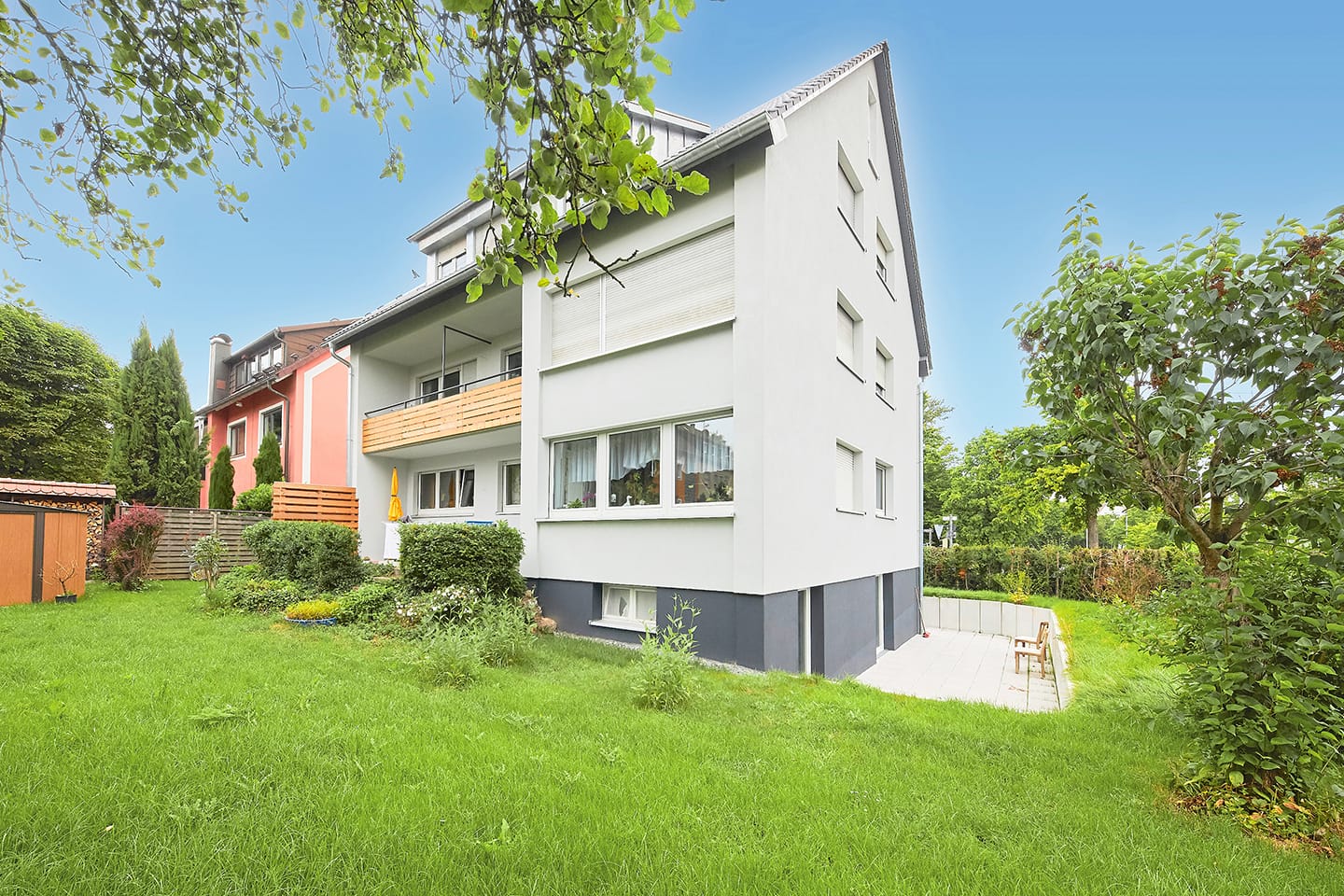 Impressionen Mehrfamilienhaus Behringstraße